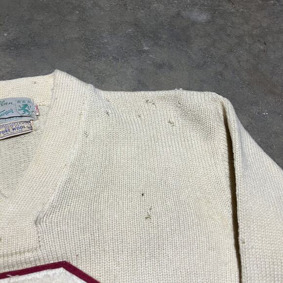 Vintage 60s Yell Cutters Cream Wool Varsity V-Neck Sweater - Picture 4 of 6